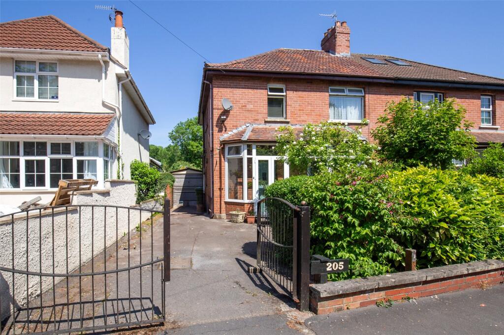 Main image of property: Canford Lane, Bristol, BS9