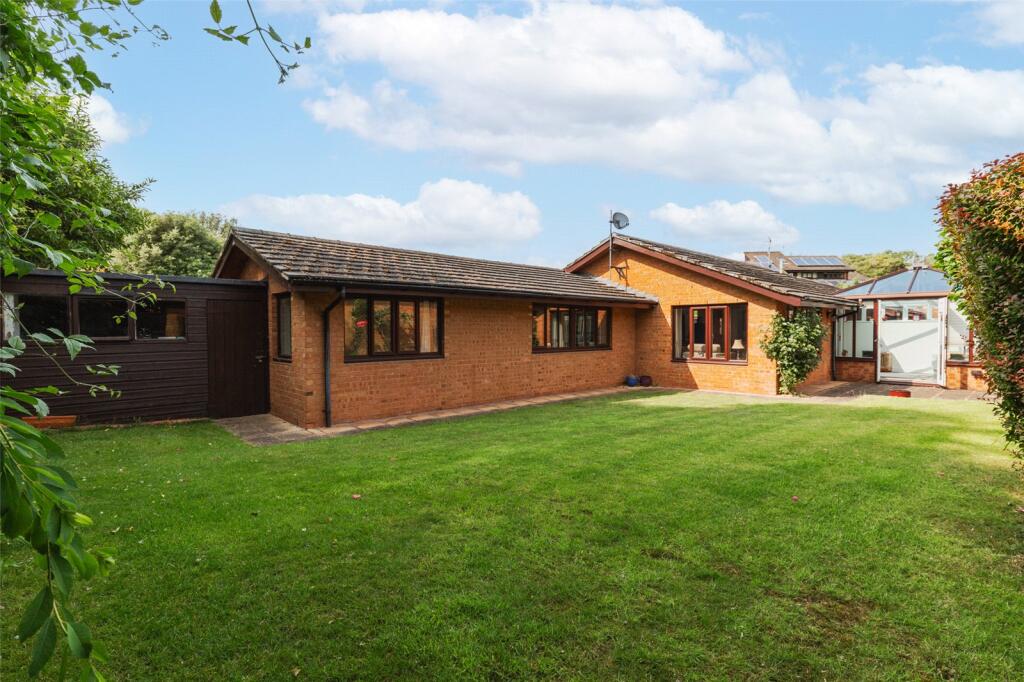 Main image of property: Bellhouse Walk, Bristol, BS11