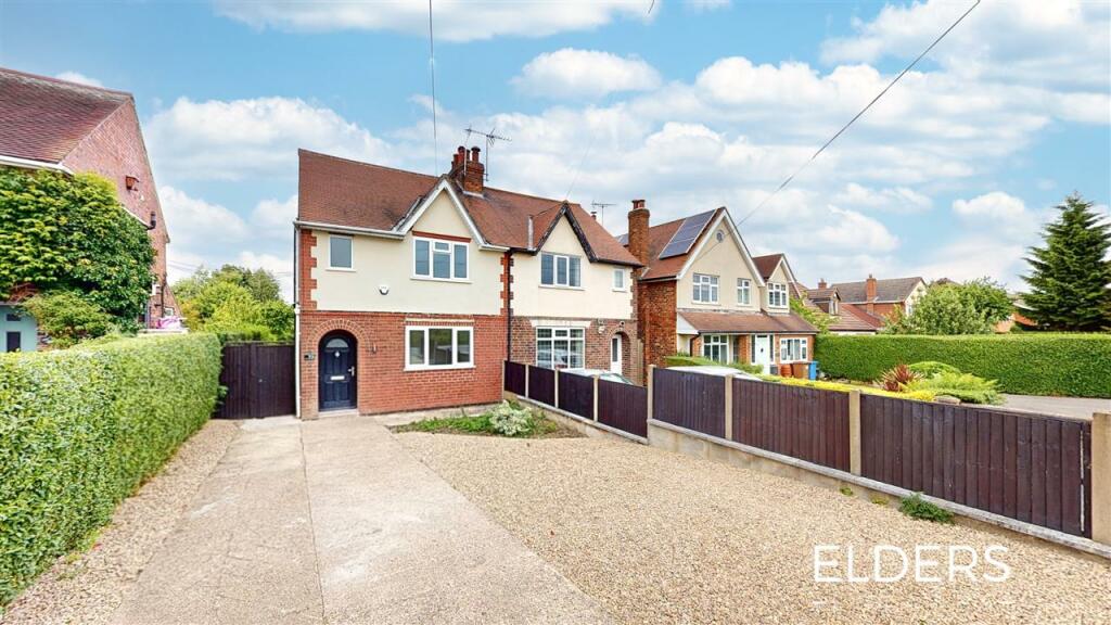 3 bedroom semidetached house for sale in High Lane Central, West