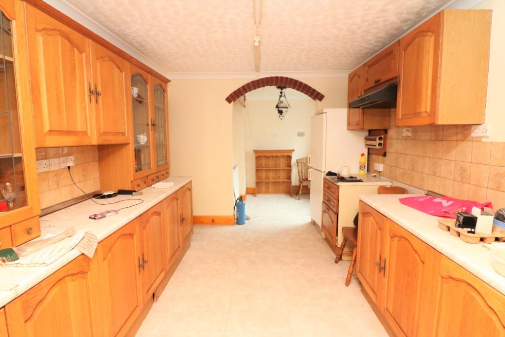 4 bedroom detached house for sale in Kings Avenue Sandwich Bay, CT13