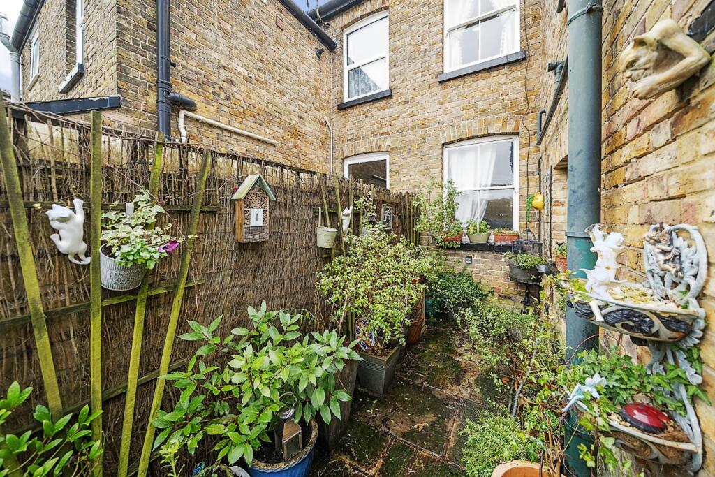 Additional property image - Woodnesborough Road, Sandwich, Kent, CT13