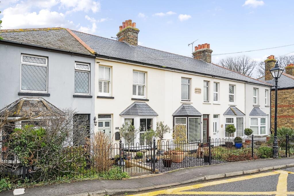 Additional property image - Woodnesborough Road, Sandwich, Kent, CT13