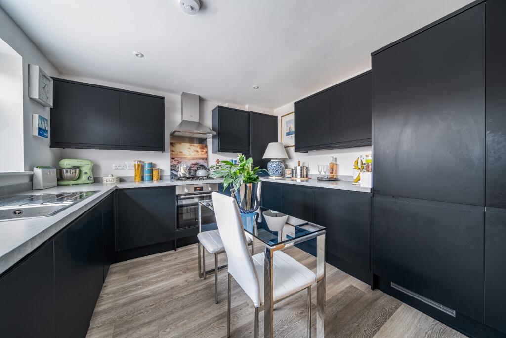 Additional property image - The Street, Woodnesborough, Sandwich, Kent, CT13