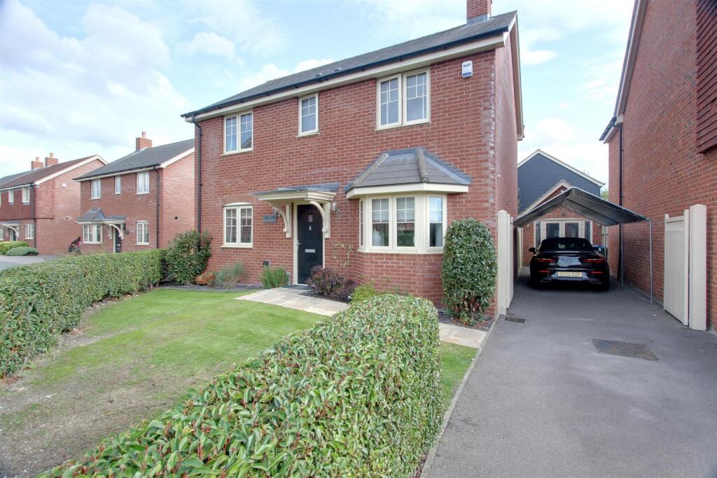 Main image of property: Gordon Smith Close, Aston Clinton, Buckinghamshire