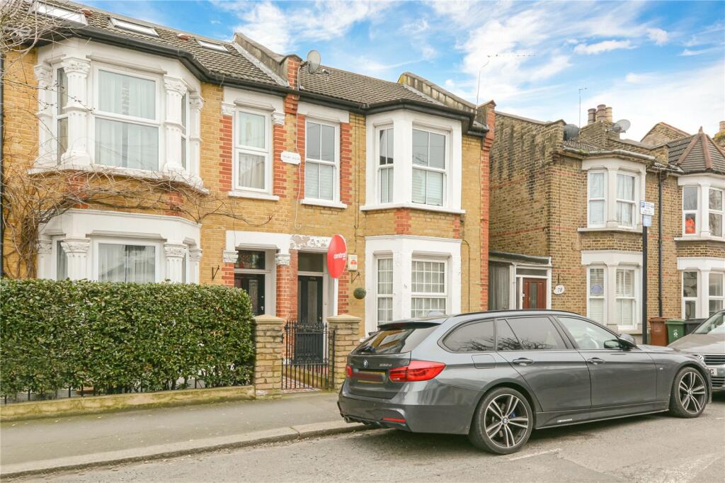 1 bedroom flat for sale in St. Johns Road, Walthamstow, London, E17