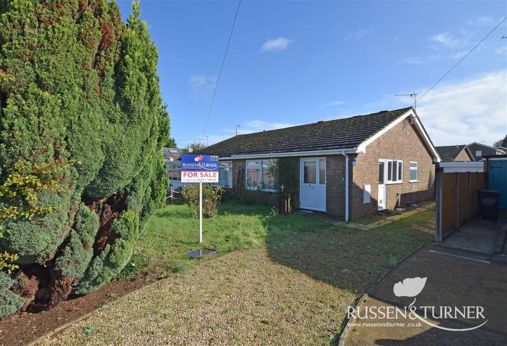 2 bedroom semidetached bungalow for sale in Goosander Close