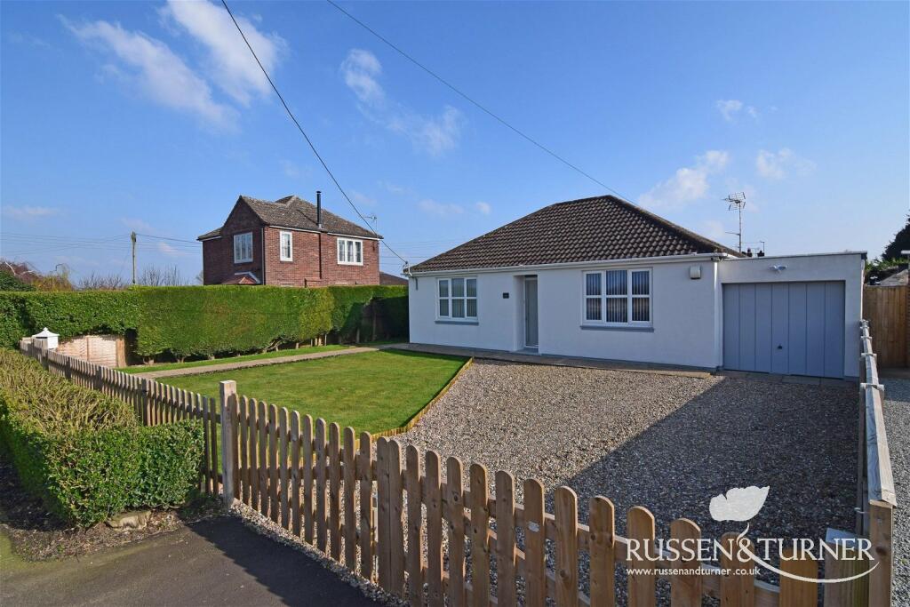 3 bedroom detached bungalow for sale in Station Road, Clenchwarton, PE34