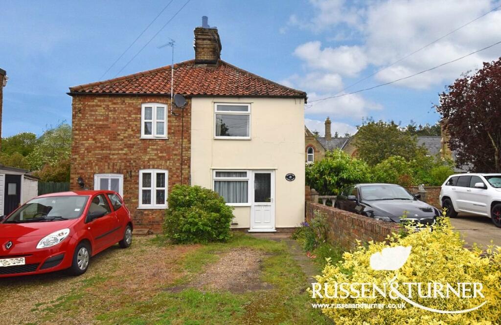 3 bedroom semidetached house for sale in School Road, Watlington, PE33