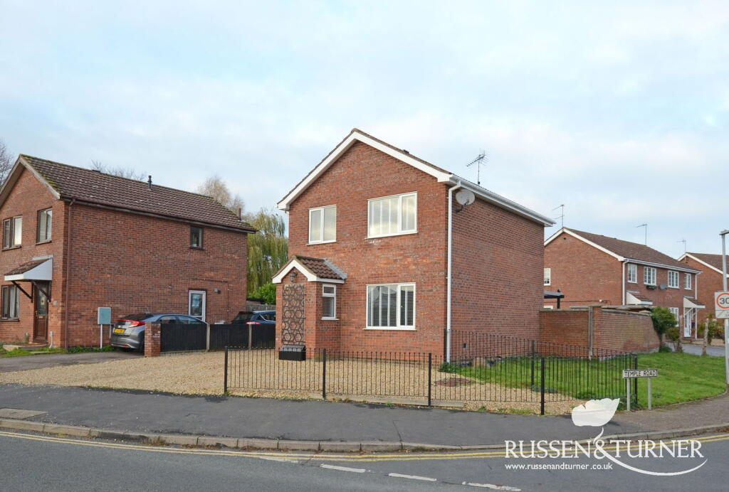 Main image of property: Modern Detached House on Reffley Lane