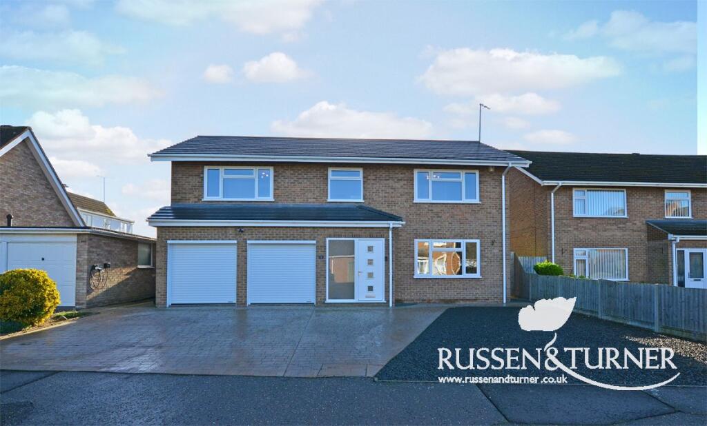 Main image of property: 4 Double Bedrooms & 3 Bathrooms Located in Holly Close, West Winch