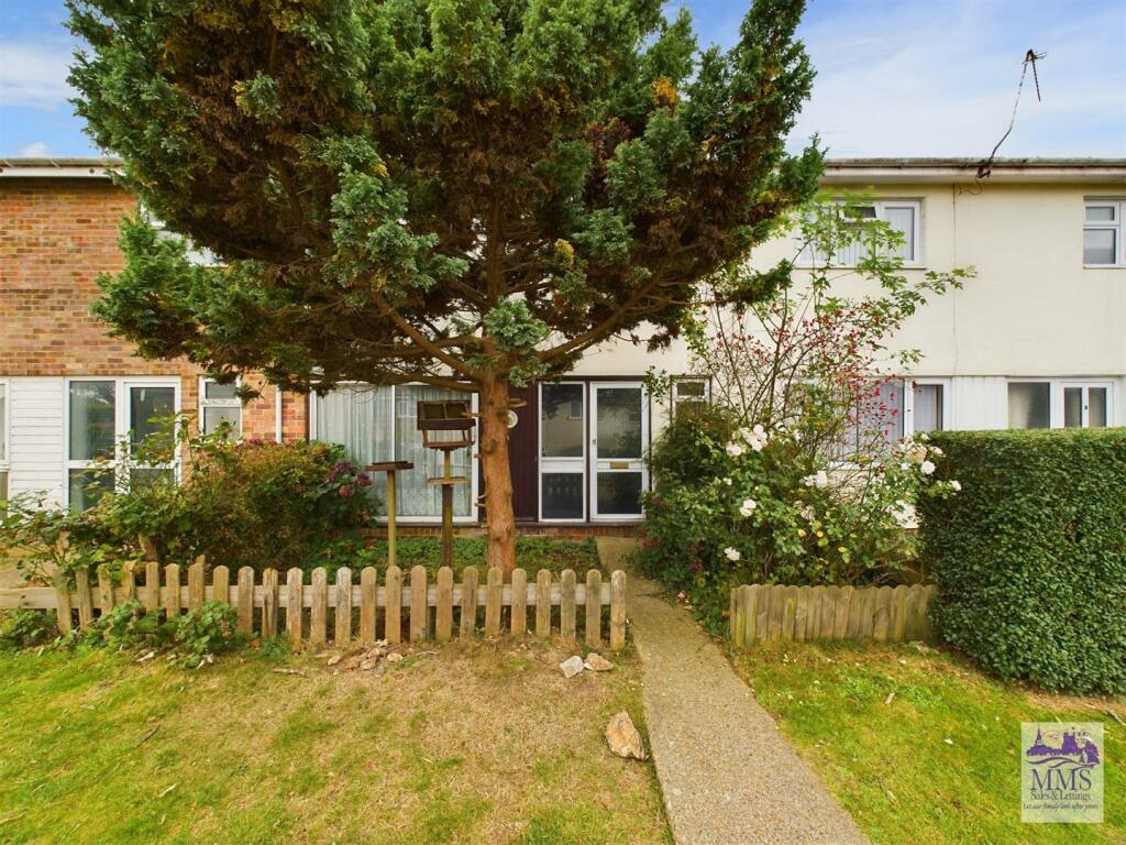 3 bedroom terraced house for sale in Road, Lordswood, Chatham, ME5