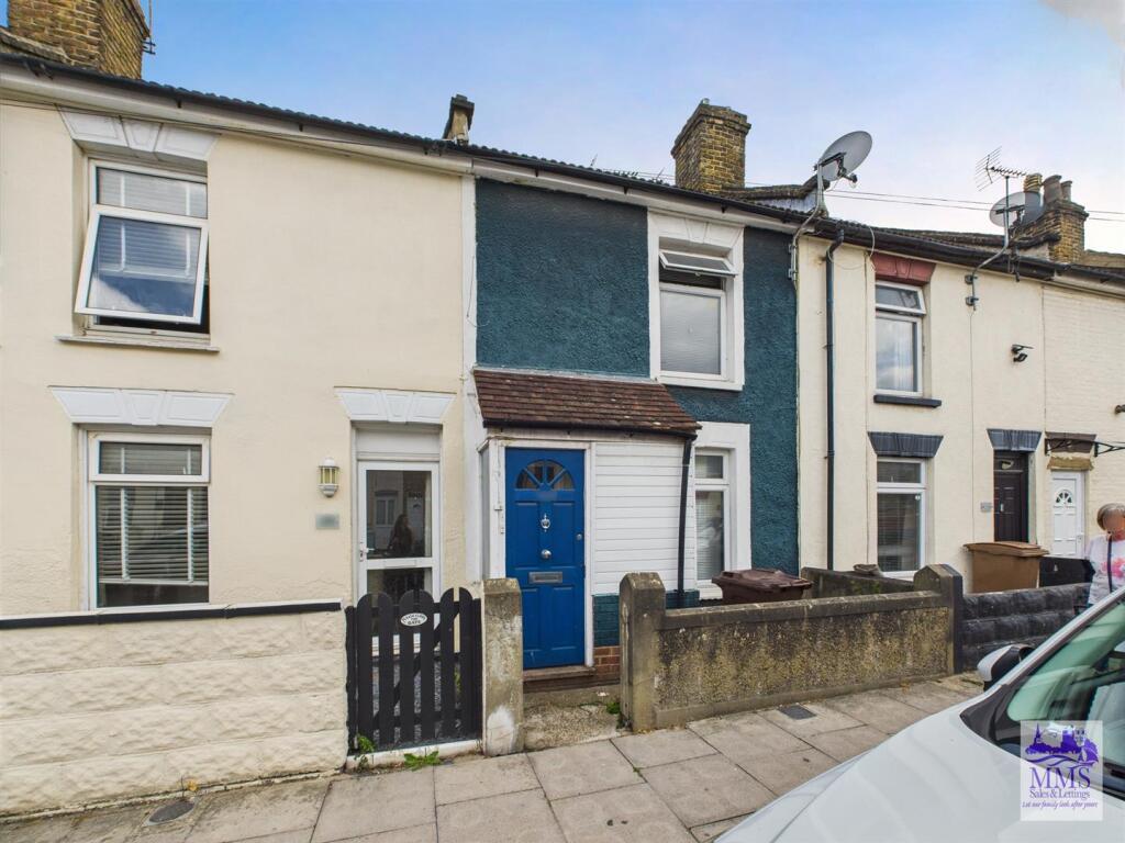 Main image of property: Gardiner Street, Gillingham