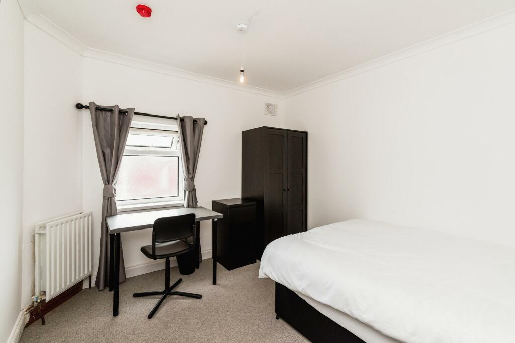 Additional property image - Pool Lane, Oldbury, B69
