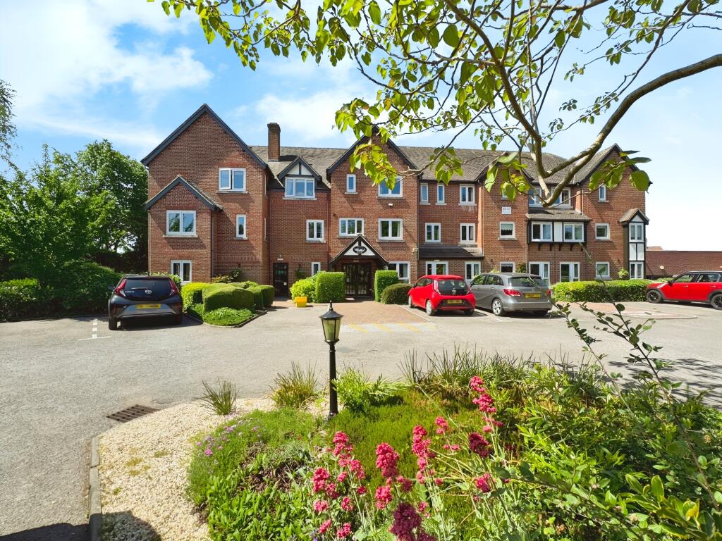 Main image of property: Swan Court, Banbury Rd, Stratford-upon-Avon, CV37
