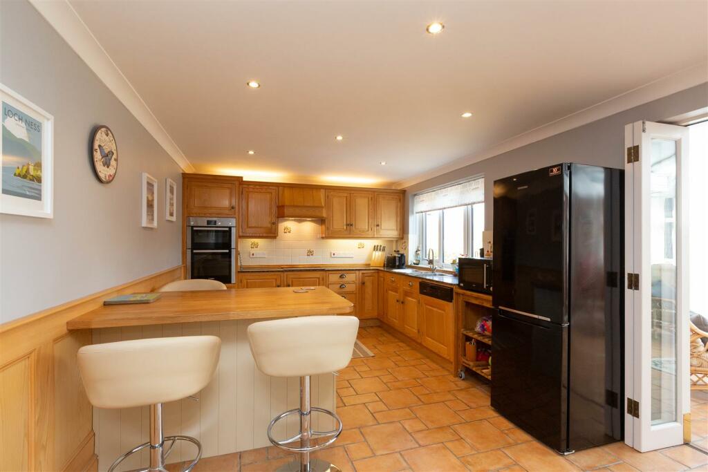 4 bedroom detached house for sale in Ravelston, 7 St. Andrews Close, Hope Bowdler, Church