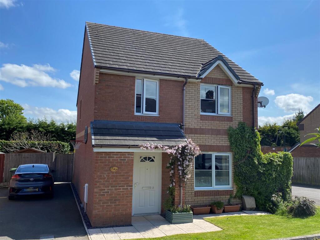 Main image of property: 9 Benbow Close, Shrewsbury, SY1 2PW