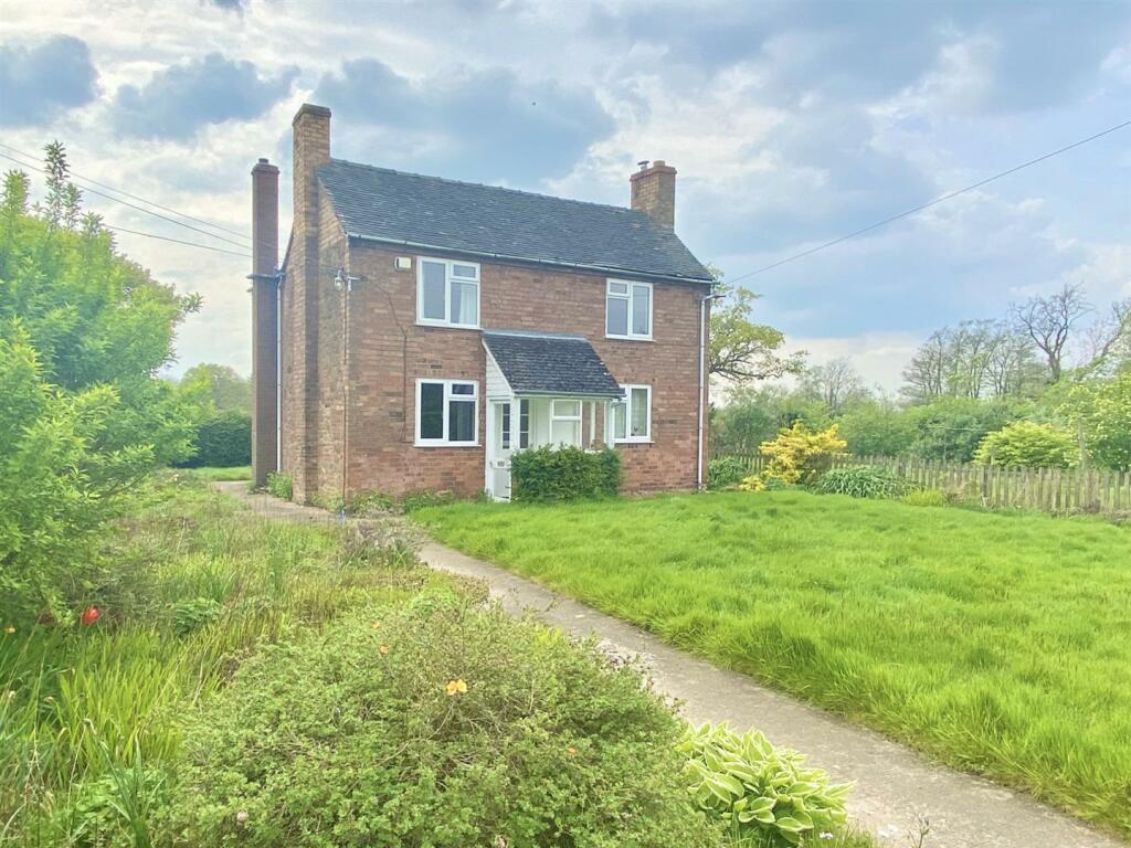 3 bedroom cottage for sale in Ivy House, Broad Lanes, Alveley