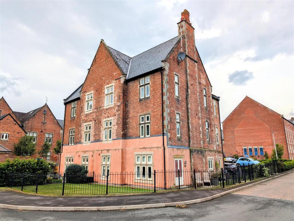 Main image of property: 39 The Furlongs, Bicton Heath, Shrewsbury, SY3 5FU