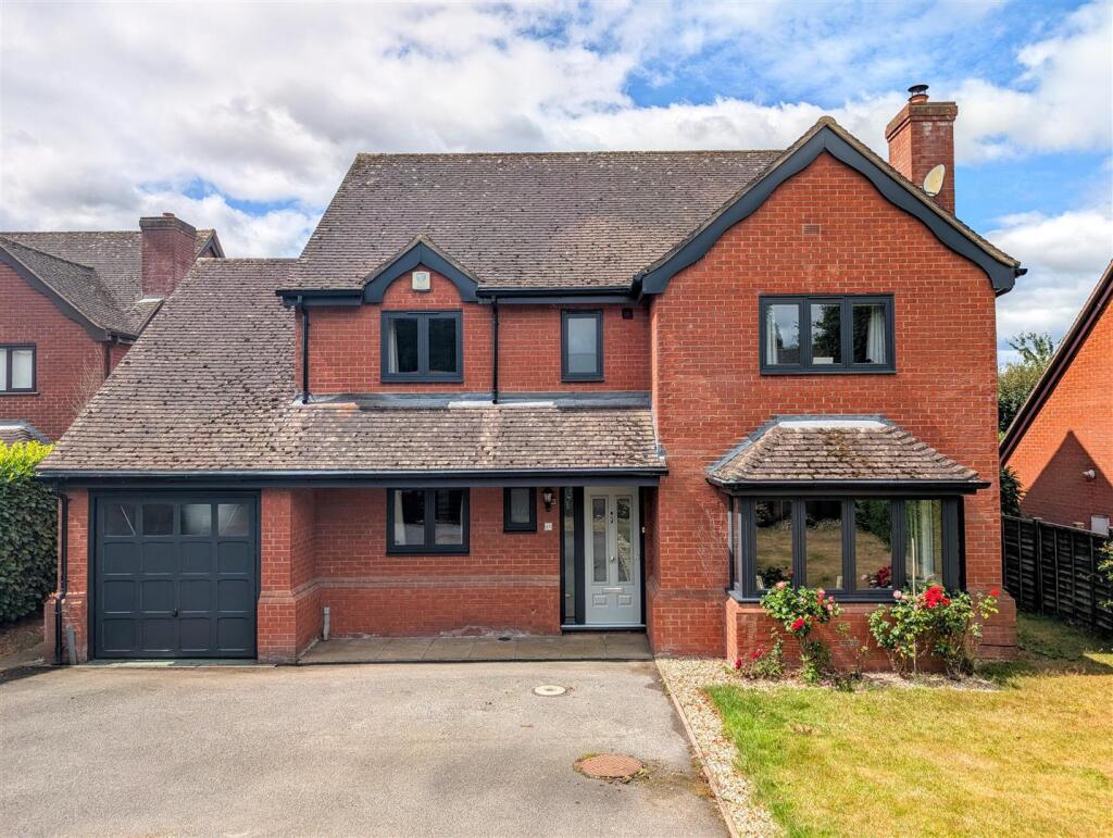 Main image of property: 17 Limes Paddock, Dorrington, Shrewsbury, SY5 7LF