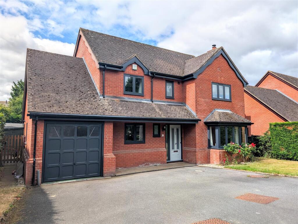 Main image of property: 17 Limes Paddock, Dorrington, Shrewsbury, SY5 7LF