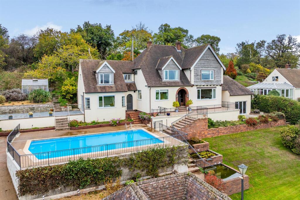 Main image of property: The Starlings, Berries Lane, Bayston Hill, Shrewsbury, SY3 0AP