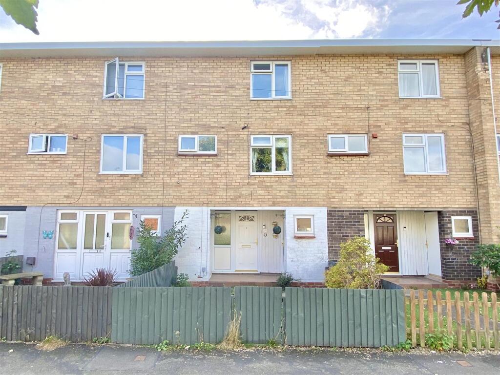 3 bedroom town house