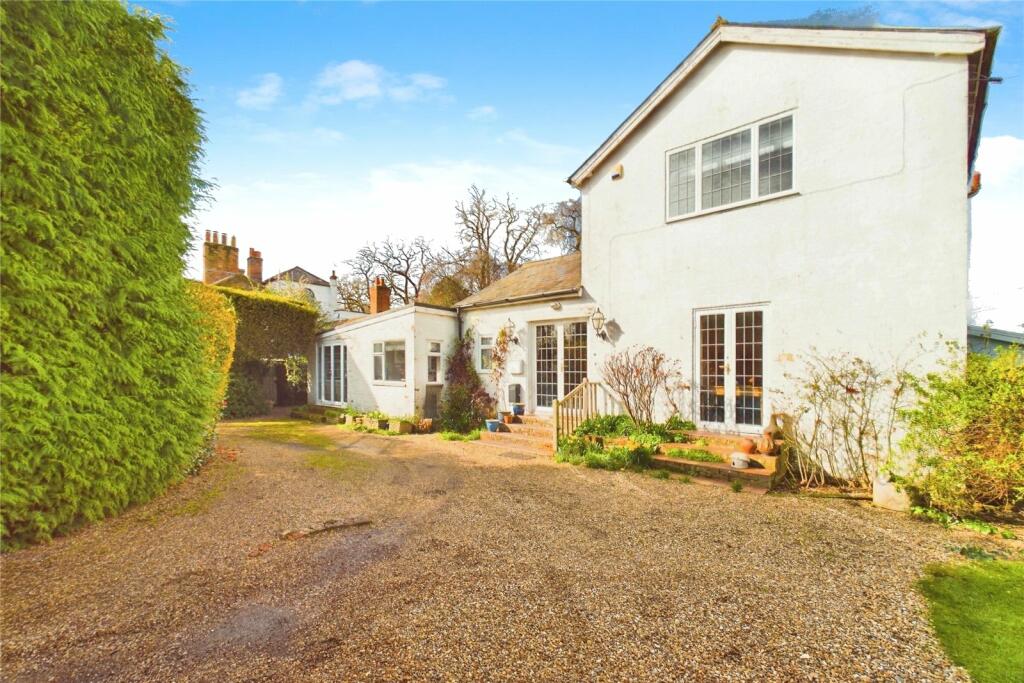 3 bedroom semidetached house for sale in Church Lane, Burghfield