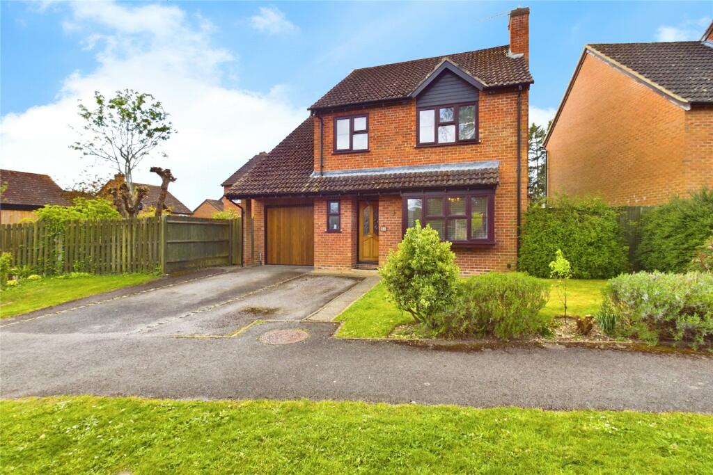 Main image of property: Tarragon Way, Burghfield Common, Reading, RG7