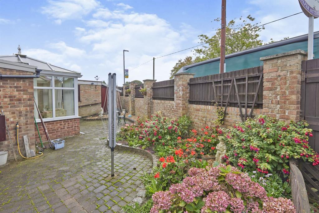 2 bedroom detached bungalow for sale in Mount Pleasant Drive, Heage, Belper, DE56