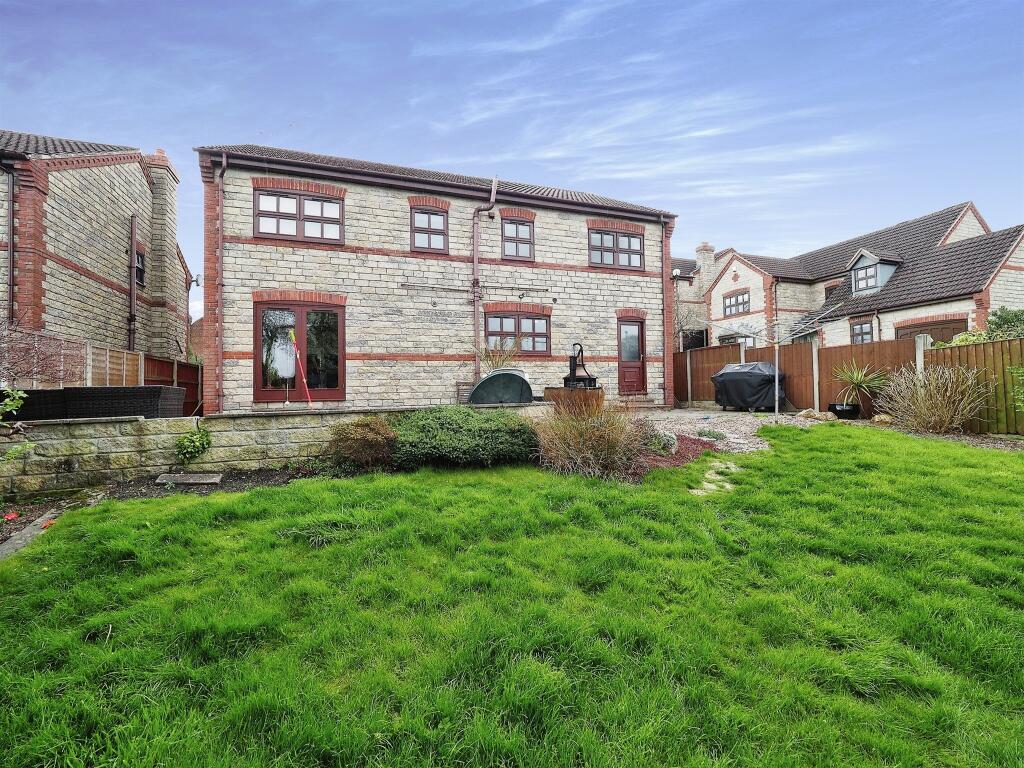 5 bedroom detached house for sale in Tumbling Hill, Heage, Belper, DE56