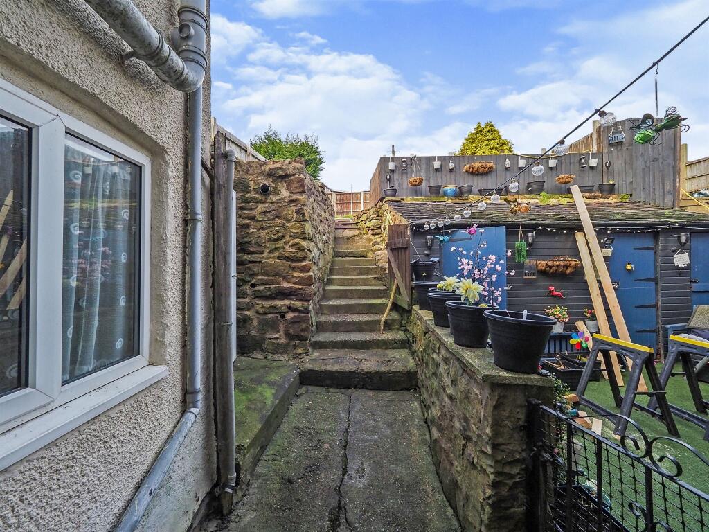 2 bedroom terraced house for sale in Nottingham Road, Belper, DE56