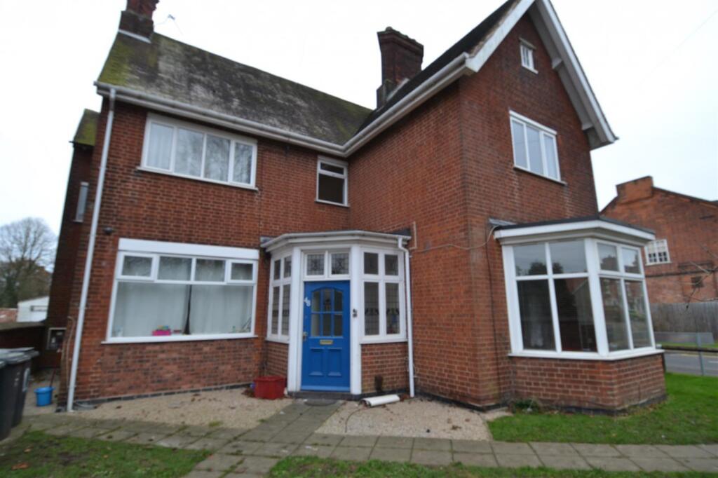 Main image of property: London Road, Coalville, LE67
