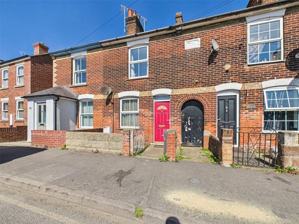 Main image of property: Bergholt Road, Colchester, CO4