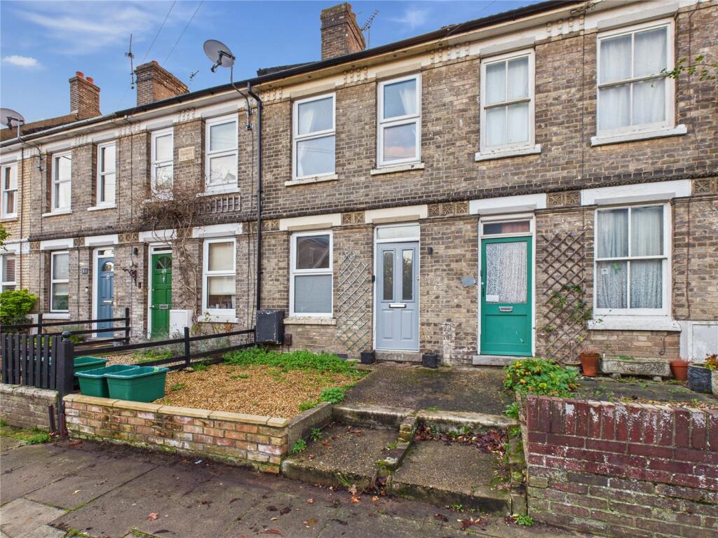 Main image of property: Salisbury Avenue, Colchester, Essex, CO3