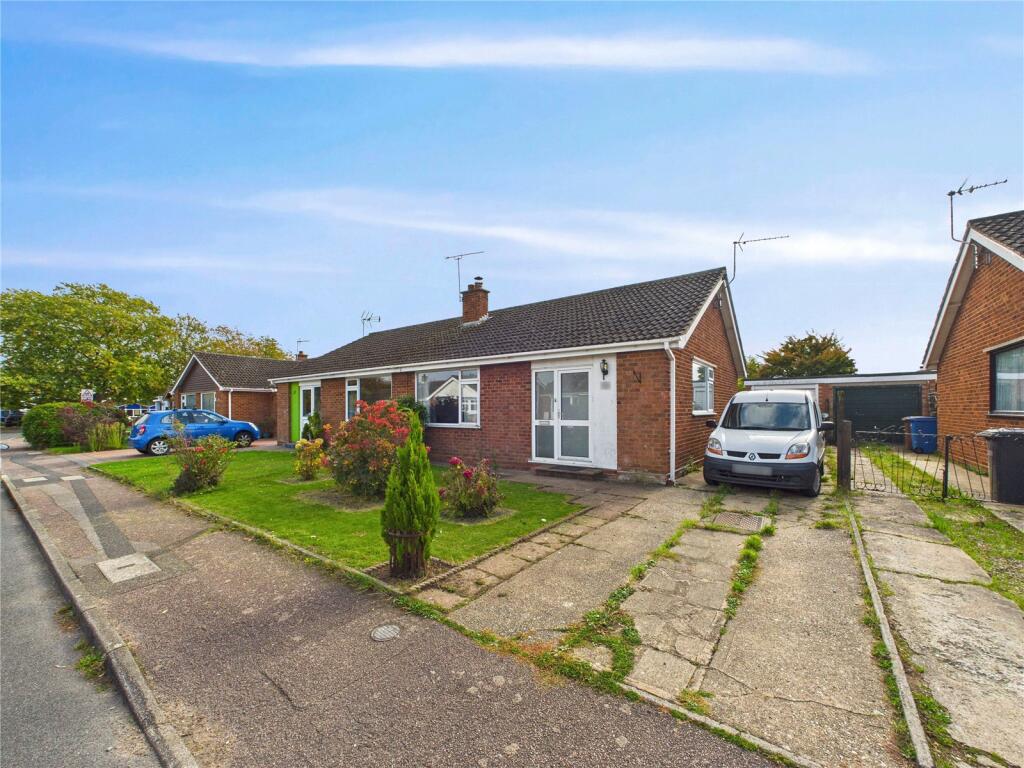 Main image of property: Woodlands, Chelmondiston, Ipswich, IP9