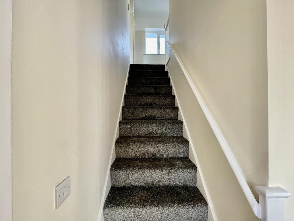 4 bedroom semidetached house for sale in Halmer Gate, Spalding, PE11