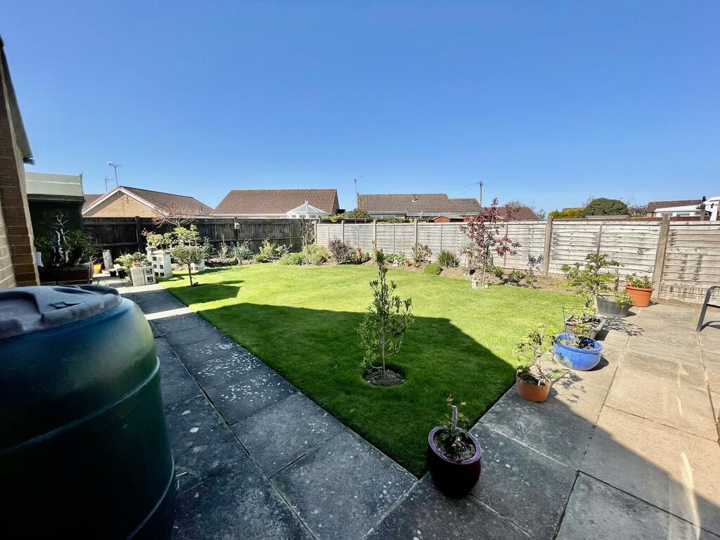 2 bedroom detached bungalow for sale in Northons Lane, Holbeach, PE12