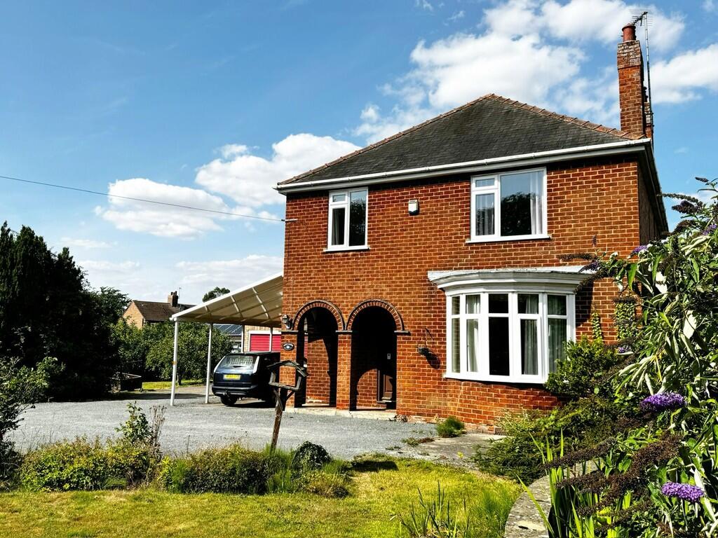 Main image of property: High Street, Gosberton 