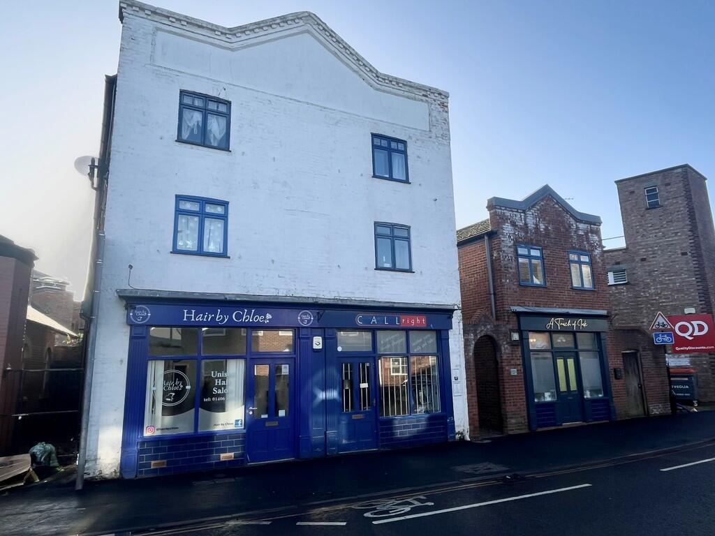 Main image of property: Merchant Mews, Park Road