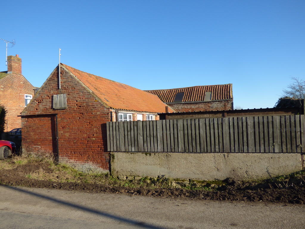 3 bedroom farm house for sale in Money Bridge Lane, Pinchbeck, PE11