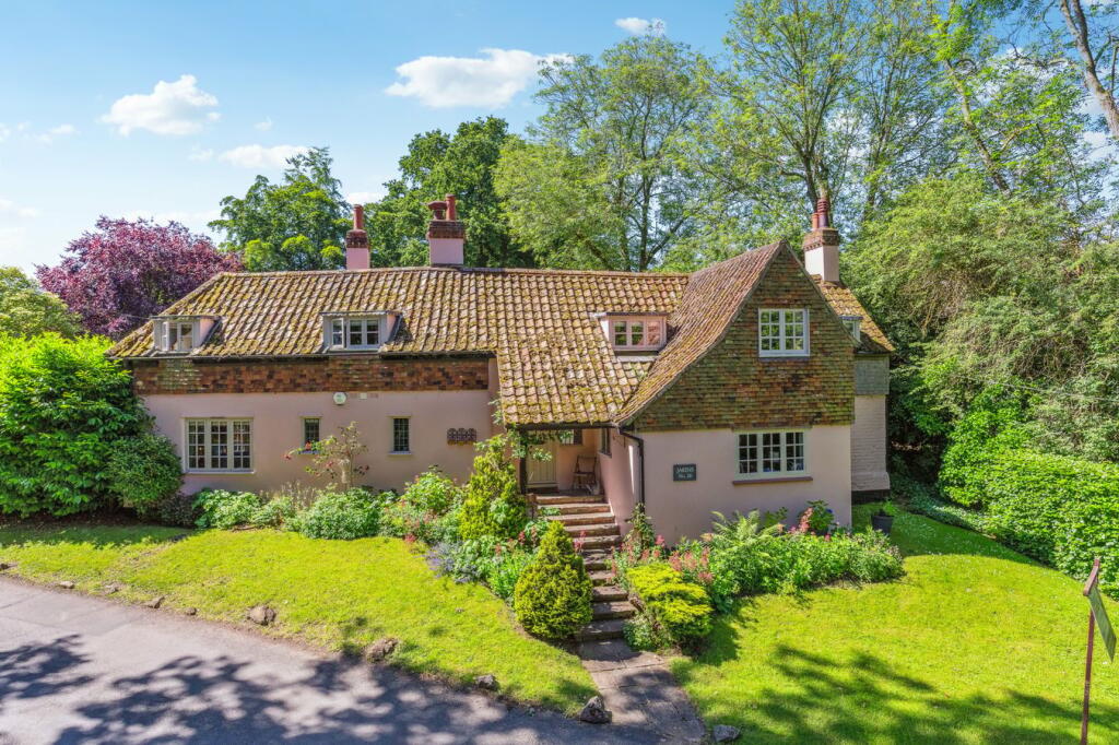 5 bedroom detached house for sale in Little Gransden Lane, Great