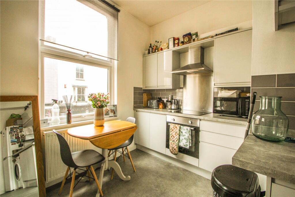 1 bedroom apartment for rent in West Street, Old Market, BS2