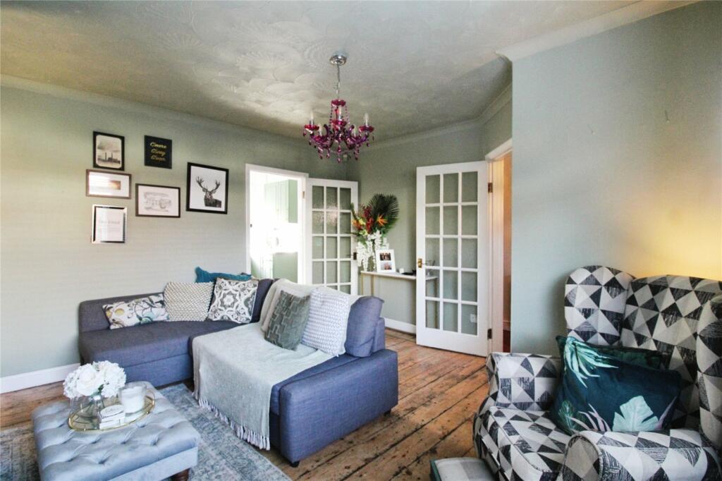 Additional property image - Wallingford Road, Bristol, BS4