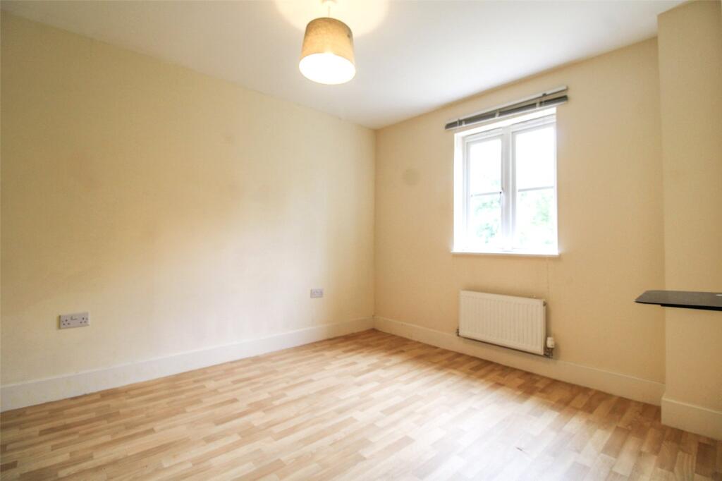 Additional property image - Pear Tree Avenue, Long Ashton, Bristol, BS41
