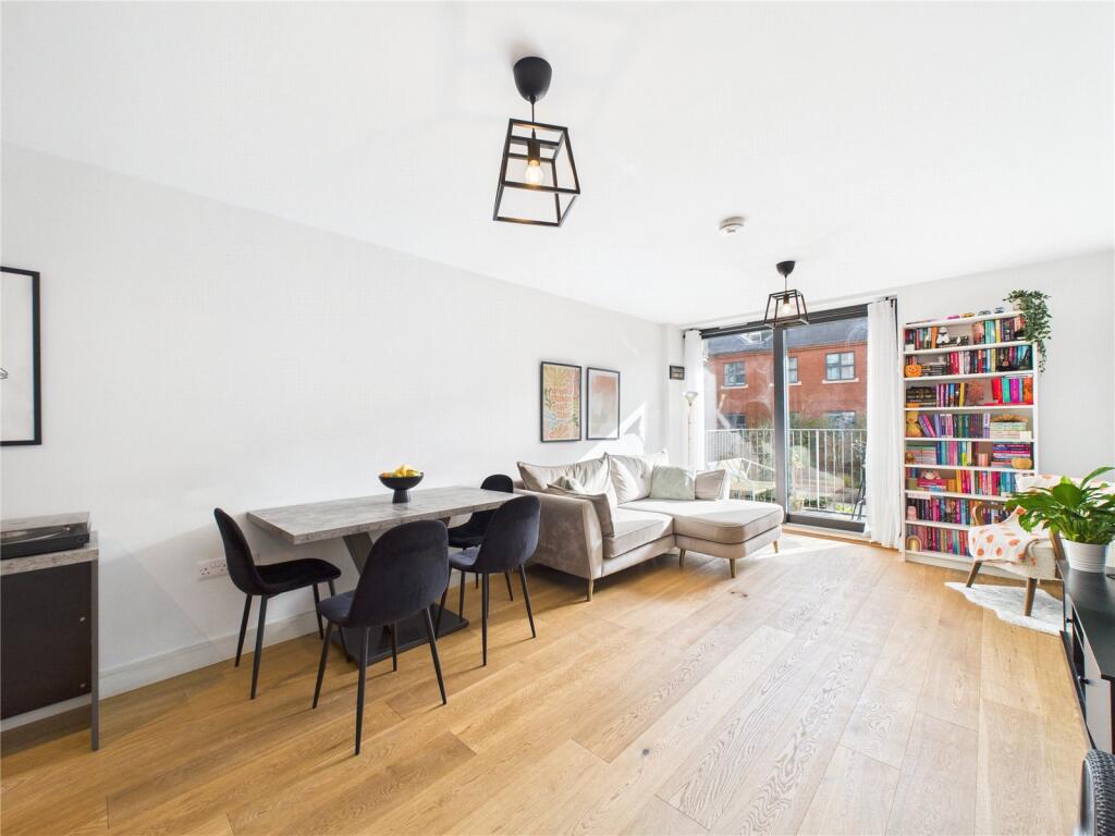 Main image of property: Capstan Room, Bristol, BS3