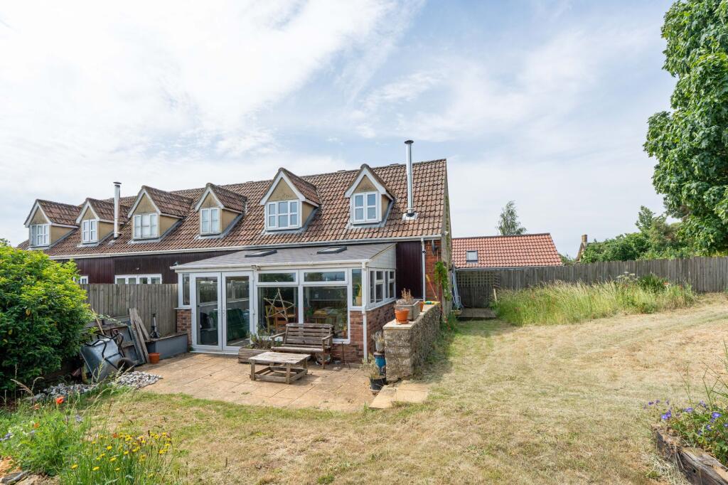 Main image of property: Wolsey Court, Woodstock, OX20
