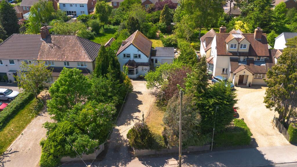 Main image of property: Cumnor Road, Boars Hill, OX1