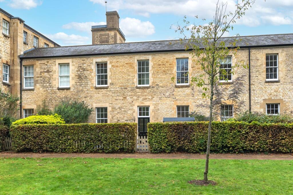 Main image of property: Mandelbrote Drive, Littlemore, OX4