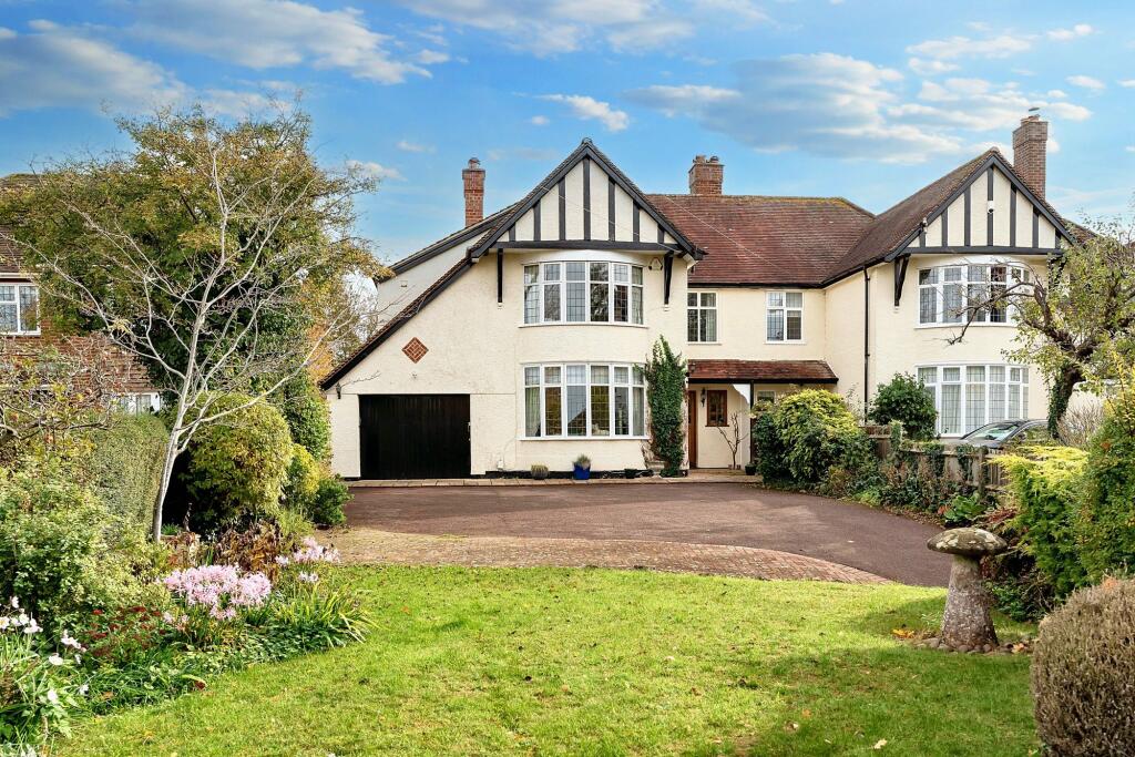 Main image of property: Cumnor Hill, Oxford, OX2