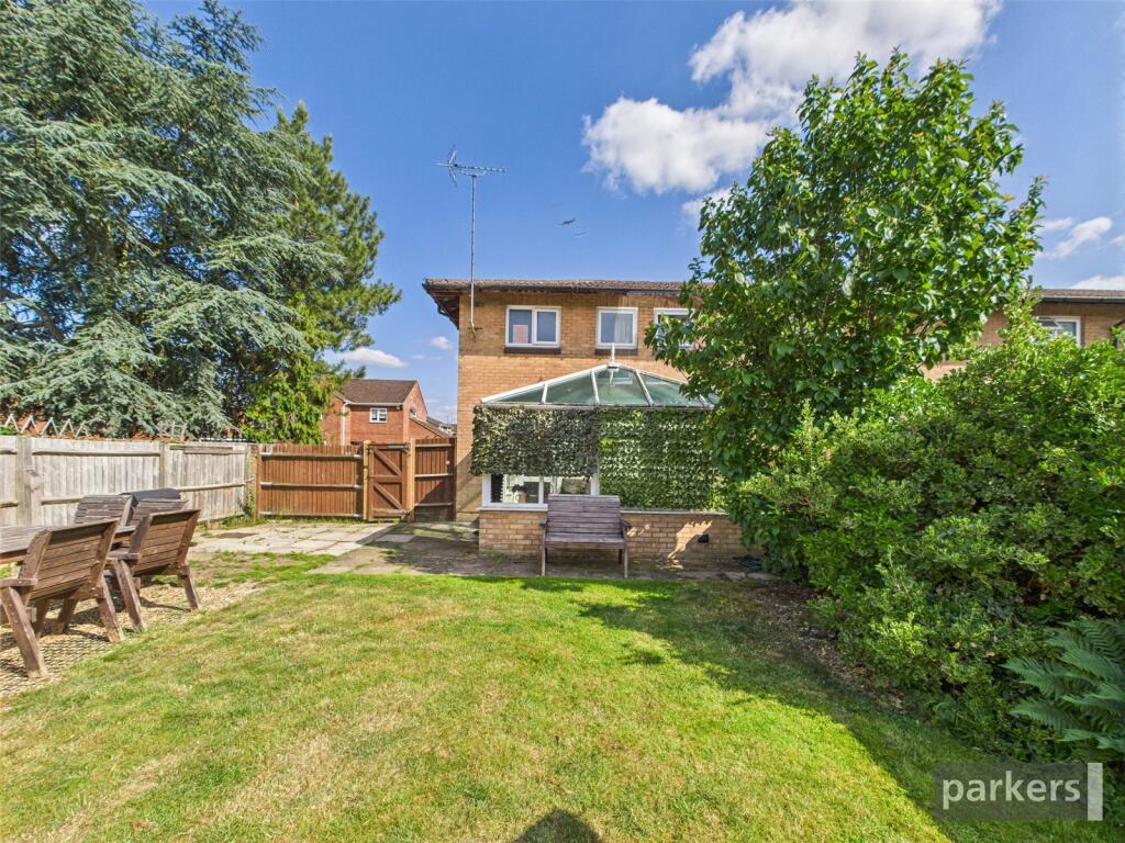 Main image of property: Lunds Farm Road, Woodley, Reading, Berkshire, RG5
